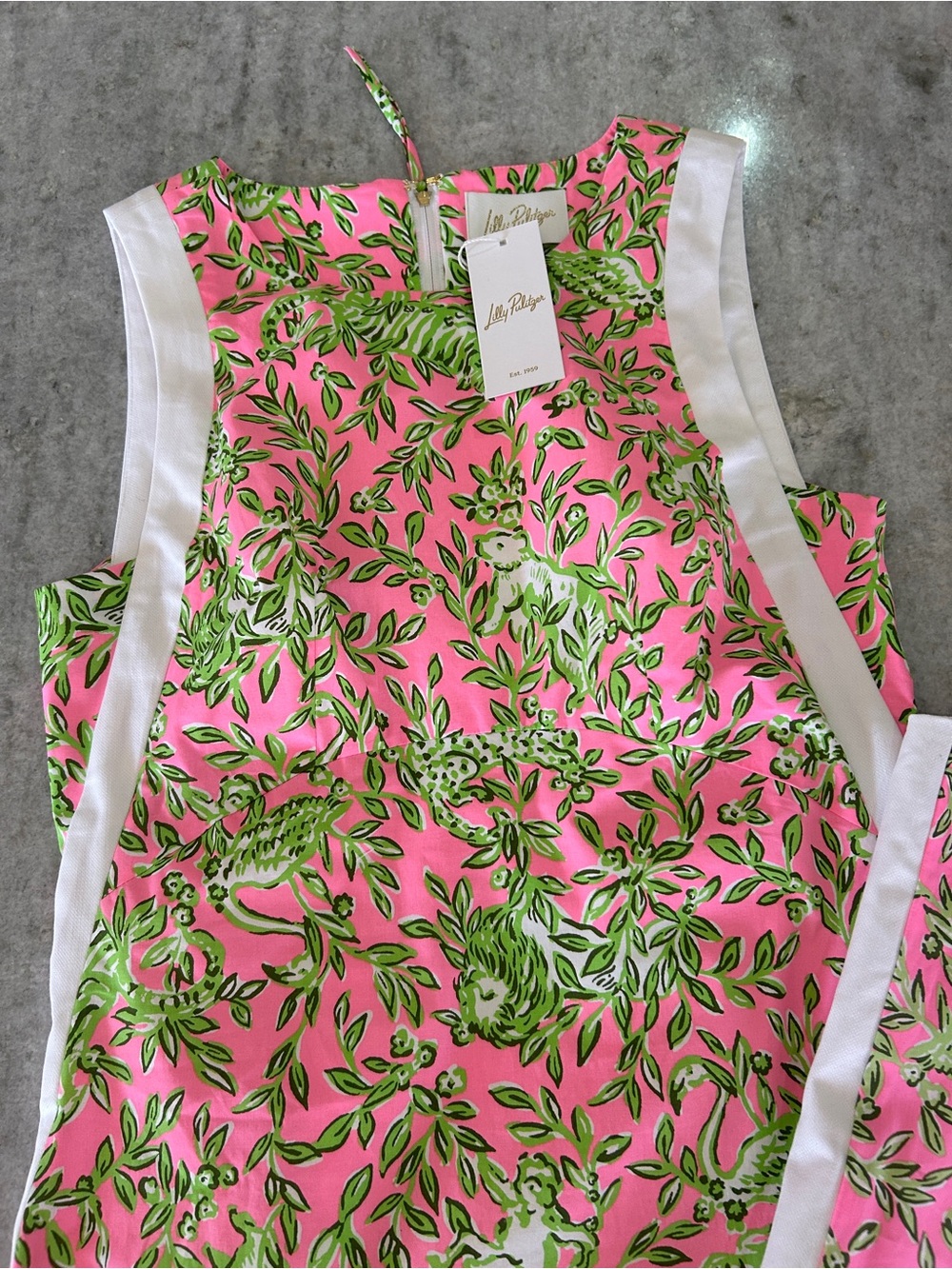 Lilly Pulitzer Matching Mother & Daughter Set Rousseau Pink Mane Sizes 6 - Picture 2 of 16